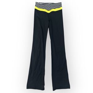 VSX‎ Victoria’s Secret Sport Supermodel Flare Leggings- XS